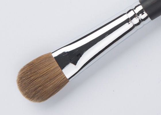 แปรงคอนซีลเลอร์หัวแหลมขนาดเล็ก พร้อมขนไฟเบอร์สังเคราะห์สีส้ม ปราศจากการทารุณกรรมสัตว์ เพื่อการใช้งานที่แม่นยำ