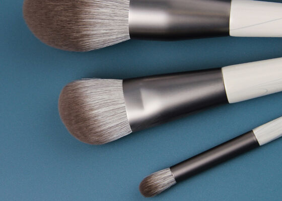 แปรงแต่งหน้าคอนทัวร์ผมสังเคราะห์ Vonira Taklon ปี 2026 ออกแบบมาเพื่อผลลัพธ์การแต่งหน้าที่ไร้ที่ติ พร้อมระยะเวลาการผลิต 35 วัน