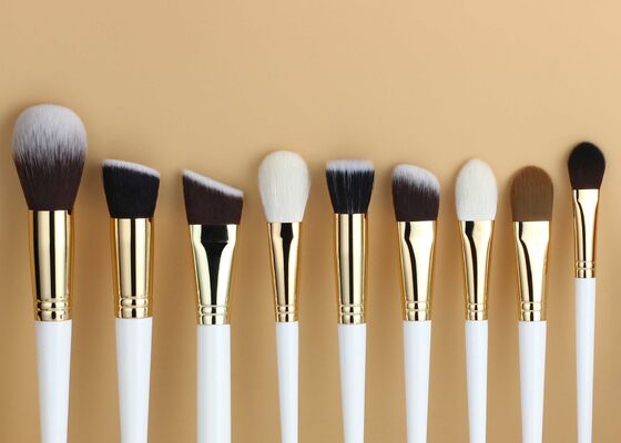 Vonira Beauty Flat Angled Contour Foundation Makeup Brush สําหรับการใช้งานอย่างแม่นยําและเรียบร้อย